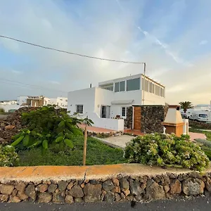 https://casa-aloes-veroles-ii.in-canary-islands.com
