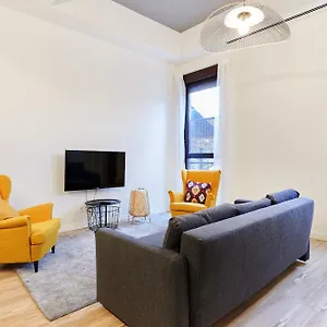 https://tuapartamento-vistas-a-las-murallas-corralillos-del-gas.sansebastianhotels.net